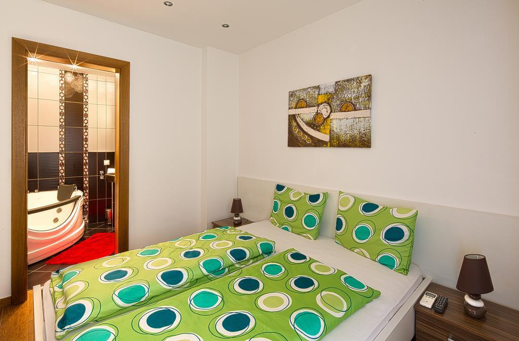 Montelux Apartments Budva Cameră foto