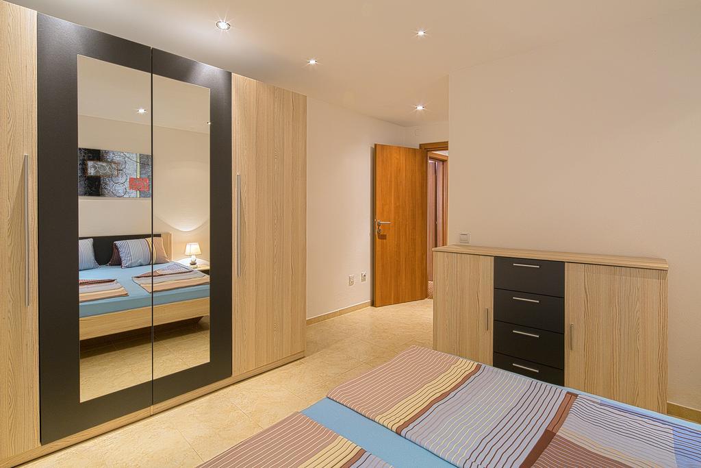 Montelux Apartments Budva Cameră foto