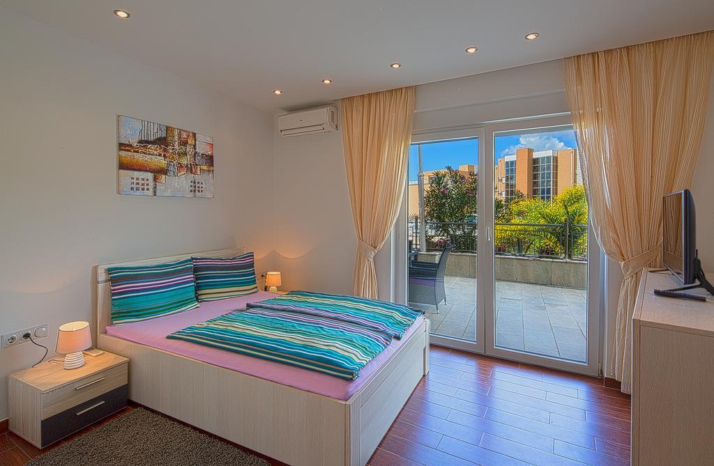 Montelux Apartments Budva Cameră foto