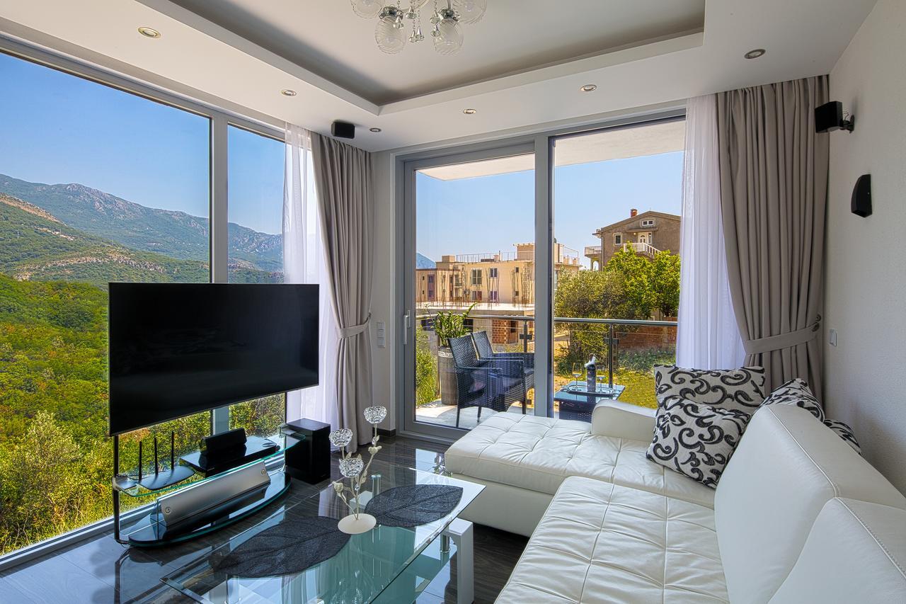 Montelux Apartments Budva Exterior foto